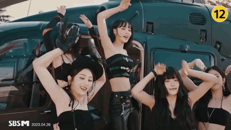 https://media.tenor.com/8hK2Q9JQ4gAAAAAC/le-sserafim-unforgiven-unforgiven.gif Chaewon Unforgiven, Yunjin Kazuha Eunchae, Sakura Yunjin, Chaewon Lesserafim, Icons Pfp, Animated Gif, Cool Gifs, Gif, On Twitter