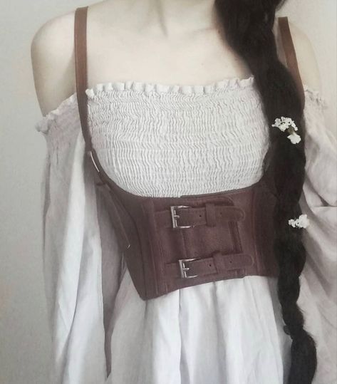 Underbust Corset Outfit, Drama Aesthetic, Fancy Attire, Outfit Brown, Harness Belt, Corset Outfit, Costume Drama, Underbust Corset, Dark Academia Aesthetic