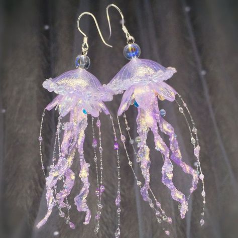 Fish Earing, Jellyfish Earring, Jellyfish Dress, Purple Jellyfish, Jellyfish Earrings, Fish Earrings, Seni Dan Kraf, Purple Birthday, Jelly Fish