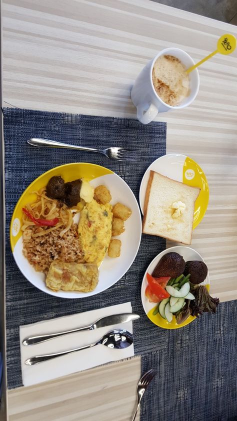 MORNING BREAKFAST MEAL AT YELLO HOTEL, JAKARTA, INDONESIA Morning Recipes Breakfast, Happy Birthday Clip, Birthday Clip, Birthday Clips, Breakfast Meal, Cirebon, Morning Breakfast, Jakarta, Breakfast Recipes