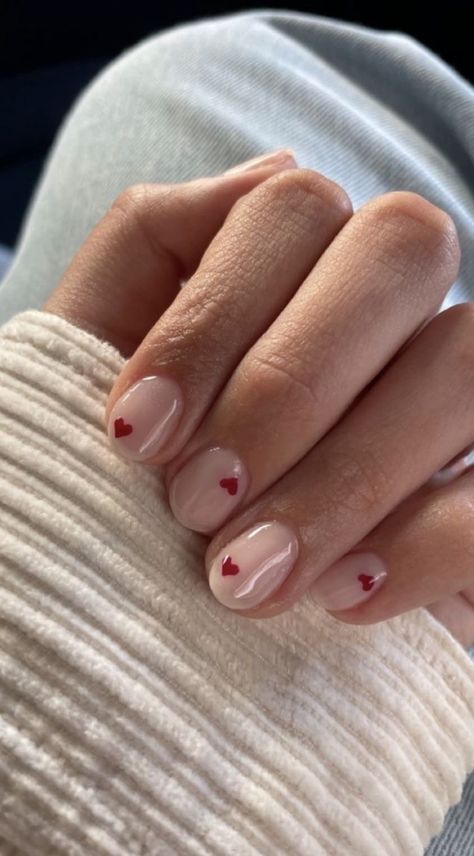 Paznokcie Hello Kitty, Biab Nails, Short Gel Nails, Subtle Nails, Simple Gel Nails, Cute Gel Nails, Nails 2024, Heart Nails, Minimalist Nails