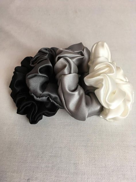 diy hairstyles Pure Silk Hair Scrunchies Set of 4 Gray Tones Silk Craft Fair Ideas To Sell Diy Hair Craft Fair Ideas To Sell, Diy Hair Scrunchies, Hair Acessories, Hair Tie Accessories, Gray Tones, Silk Fabrics, Hair Back, Pretty Skin, Hair Scrunchies