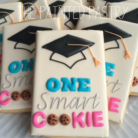 Cake Paris, Graduation Food, Graduation Desserts, Cookie Connection, One Smart Cookie, Graduation Cookies, Graduation Caps, Smart Cookie, Creative Cookies