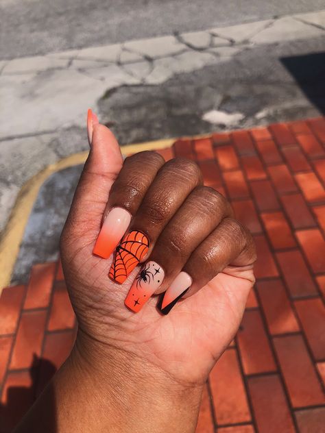 Short Acrylic Nails Designs Halloween, Jack O Lantern Nails, Coffin Halloween Nails, Orange Halloween Nails, Ig Nails, Black Halloween Nails, Spooky Nails, Pumpkin Nails, Short Square Acrylic Nails