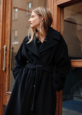 Oversized Belted Wool Coat - Black - Woolcoats - & Other Stories Black Coat Outfit, Belted Wool Coat, Trouser Outfits, Big Collar, Black Wool Coat, Summer Linen Dresses, Collared Coat, Belted Coat, Neutral Outfit