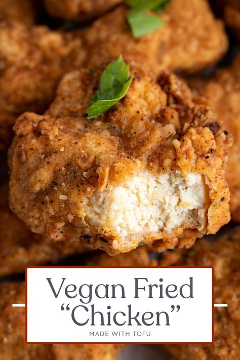 Crispy vegan fried "chicken" is a perfect plant-based recipe. The easy double breading is seasoned perfectly, and marinated tofu creates a juicy, flavorful "meat" that really does taste just like chicken. Vegan Tofu Chicken, Seitan Chicken, Vegan Meat Recipe, Tofu Chicken, Vegan Fried Chicken, Seitan Recipes, Tofu Recipes Vegan, Vegan Fries, Vegan Chicken