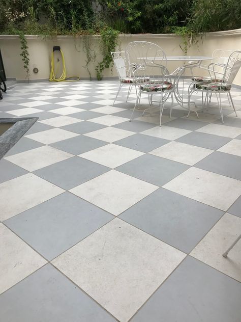 Turkish Patio Ideas, Checkered Pavers, Outdoor Paver Patio Ideas, Checkered Patio, Checkerboard Patio, Tiled Patio, Moroccan Patio, Concrete Paver Patio, Garden Tiles