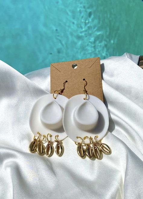 Coastal Cowboy, Cowgirl Earrings, Cowboy Accessories, Cowgirl Summer, Cowgirl Accessories, Cowgirl Aesthetic, Cowgirl Jewelry, Puka Shell, Crafts To Make And Sell