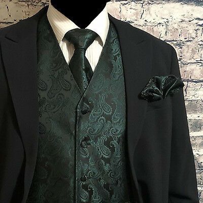 Elegant Formal Vest With Ties, Classic Formal Vest With Ties, Elegant Green Vest For Formal Occasions, Elegant Green Formal Vest, Classic Green Formal Vest, Classic Fitted Vest With Ties, Elegant Fitted Winter Tie, Classic Fitted Sets With Ties, Green Tux