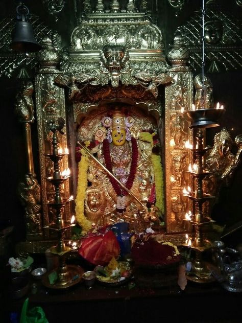 Kanaka durga temple, vijayawada God Lakshmi, Durgamma Photos, Lord Durga, Durga Devi, Shri Yantra, Shakti Goddess, Durga Images, Hindu Statues, Goddess Durga