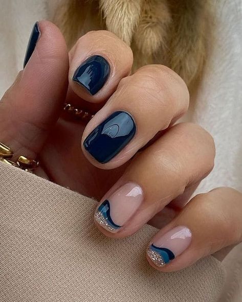 Nail Designs And Colors, Purple Ombre Nails, Her Nails, Shellac Nails, Winter Nail Designs, Winter Nail, Nagel Inspo, Short Nail Designs, Cat Kuku