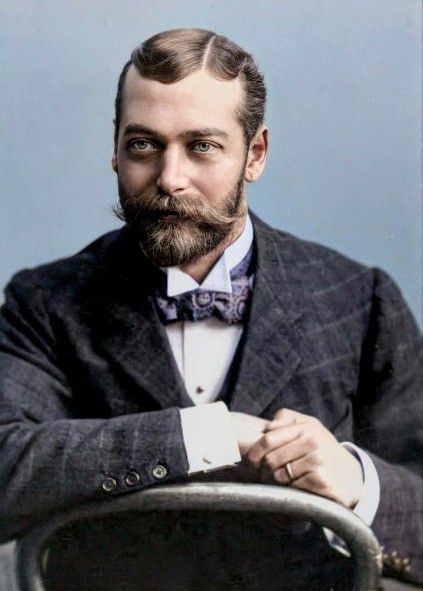 George V, far more handsome than his overrated cousin tsar Nicholas II Elizabeth Queen Of England, Queen Elizabeth Photos, Queen Victoria Family, King George V, Royal Family England, Duke Of York, Isabel Ii, European Royalty, British Monarchy