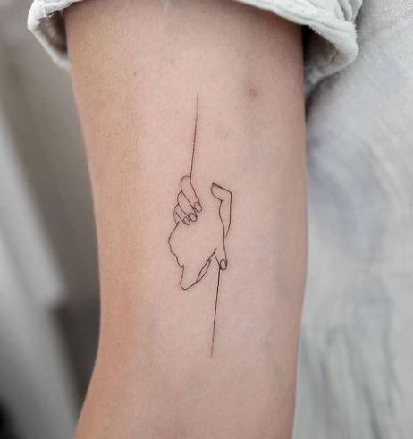 Two Hands Tattoo, Small Geometric Tattoo, Husband Tattoo, Hope Tattoo, Twin Tattoos, Small Dragon Tattoos, One Line Tattoo, Back Of Arm Tattoo, Female Sleeve