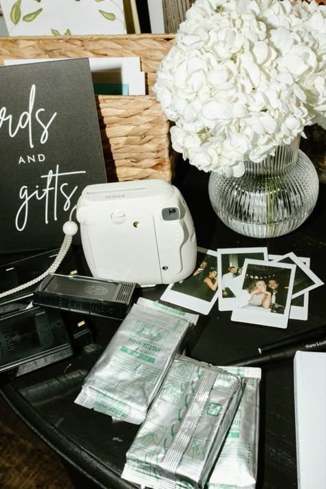 Flashy reception photography Wedding Video Camera For Guests, Cameras At Wedding Tables, Disposable Camera Aesthetic Wedding, Poloroid Camera Table Wedding, Black White Themed Party, Disposable Camera Table, Black And White Aesthetic Party, Instant Camera Ideas, Polaroid Table