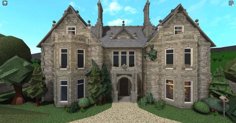 ♡Not Mine :)♡ Bloxburg Small Castle, Bloxburg House Ideas Exterior Victorian, Castle House Bloxburg, Bloxburg Victorian House Ideas, Bloxburg House Ideas Exterior Vintage, Victorian Blocksburg House, Bloxburg Mini Castle Layout, Bloxburg Mansion Exterior Layout, Bloxburg Manor Layout