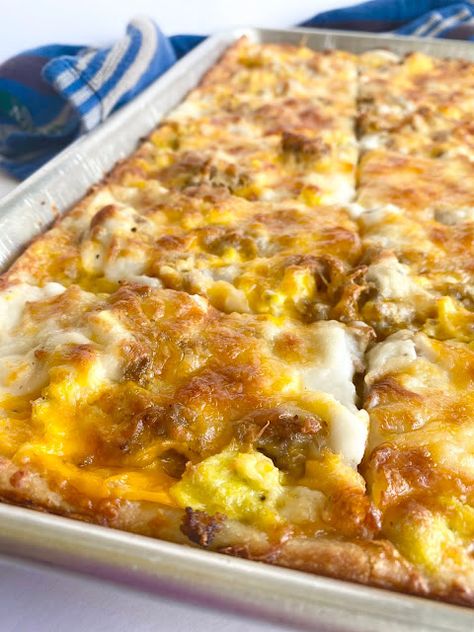 Breakfast Pizza With Pizza Crust, Easy Sheet Pan Breakfast Pizza, Best Breakfast Pizza Recipe, Sheet Pan Hashbrown Breakfast Bake, Freezer Breakfast Pizza, Dough Sheet Breakfast Recipes, Sheet Pan Biscuits, Baking Sheet Meals, Sheet Dough Recipes