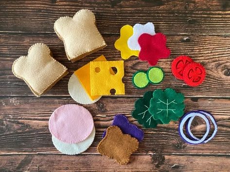 11 Yummy Felt Food Patterns Make Felt Food, Felt Sandwich Pattern Free, Felt Bread Pattern, Felt Good Pattern, How To Make Felt Food, Fabric Play Food, Felt Food Templates Free, Felt Play Food Diy, Easy Felt Food Diy