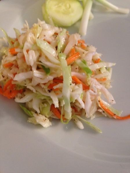 Coleslaw Recipe Easy, Vegan Coleslaw, Dinner Plans, Cole Slaw, Slaw Recipes, Coleslaw Recipe, No Dairy Recipes, Cabbage Recipes, Healthy Side Dishes