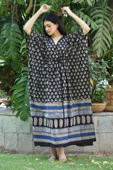 Gown For Pregnant Women, Long Maternity Dress, Modern Kaftan, Black Kaftan, Printed Kaftan, Cotton Loungewear, Maternity Long Dress, Kaftan Designs, Long Kaftan