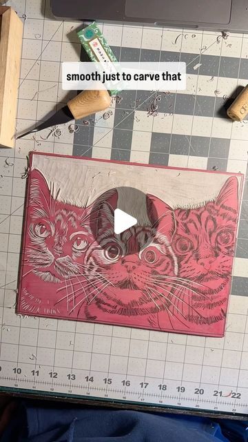 Daniel Villa - Printmaker on Instagram: "Without good quality linoleum, none of my prints would be a reality. I have been using Blicks battleship gray linoleum for years now, it’s affordable, easy to use, and always holds all those small details. What’s your favorite @blickartmaterials product?   #ad #createwithblick #printmaker #linocut #linograbado #linocutprint #linoleum #grabado #danielvillaartstudio #danielvillaart #blockprinting #reliefprint #cat #kitten #petportrait #orangekitten" Linoleum Printmaking Easy, Linoleum Print On Fabric, Prints Linoleum, Linoleum Illustration, Reduction Block Print, Cat Linoleum Print, Kat Flint Linocuts, Cat Linocut, Linoleum Printmaking