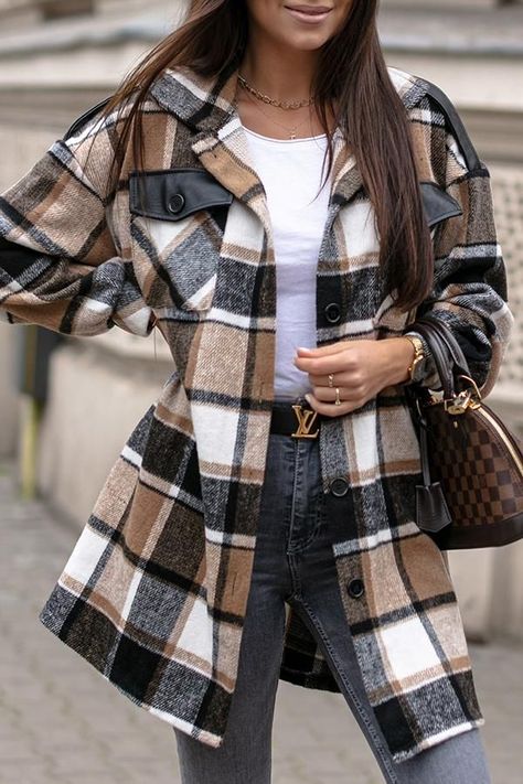 a424ed4bd3a7d6aea720b86d4a360f75desc53110521ri Plaid Print Shirt, Plaid Wool Coat, Elegante Casual, Plaid Jacket, Belarus, Wool Plaid, Look Chic, Plaid Shirt, Shirt Jacket