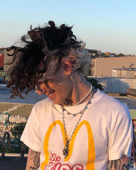 heir.of.atticus tiktok Grunge Boy Haircuts, Eboy Hair, Bleached Hair Men, Heir Of Atticus, Men Haircut Curly Hair, Mullet Haircut, Men Hair Color, Curly Hair Inspiration, Hair Stylist Life