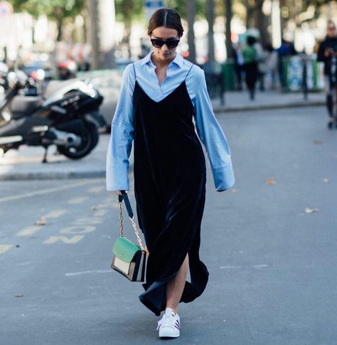 Black Slip Dress Street Style, Layering Spaghetti Strap Dress, Dress Shirt Under Dress, Dress With Collared Shirt Underneath, Tank Dress With Shirt Under, Shirt Under Slip Dress, Silk Slip Dress Outfit Street Styles, Layered Dress Outfit Summer, Maxi Dress Layering Outfit