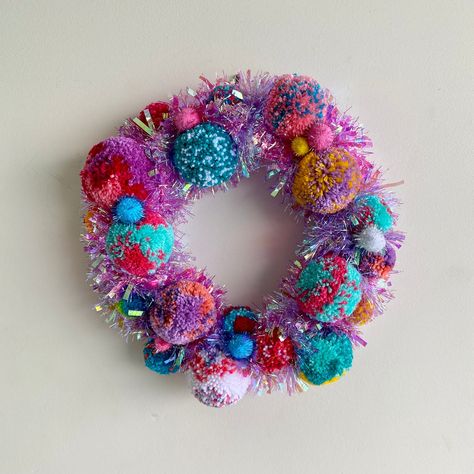 Tinsel Pom Wreaths — The Artful Grimmer Tinsel Wreath, Pom Wreath, Pom Pom Wreath, Christmas Craft Fair, Rainbows Christmas, Diy Valentines Decorations, Merry Bright Christmas, Pom Pom Crafts, Felt Christmas Ornaments