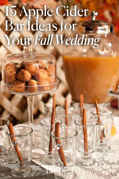 If you’re hosting a fall wedding, an apple cider bar is a seasonal and festive addition to your big day. From fun flavors to delicious garnishes, here are 15 unique ideas for your wedding. // Photo: Kellie Hetler Photography Fall Wedding Caramel Apple Bar, Fall Apples Photography, Pre Reception Ideas, Autumn Apples Photography, Hot Apple Cider Bar Wedding, Wedding In Fall Ideas, Hot Cider Bar Wedding, Fall Wedding Snack Bar, Fall Cider Bar