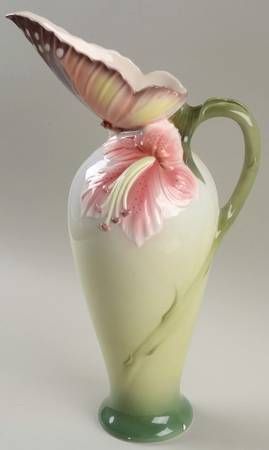 Porcelain Sculpture Ceramics, Franz Collection, Pottery Lessons, Papillon Butterfly, Weller Pottery, Butterfly Collection, Handle Vase, Clay Vase, Porcelain Teapot