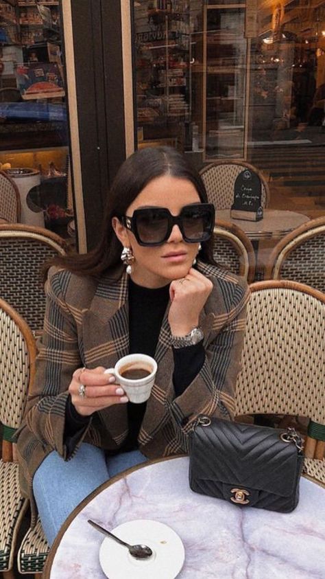 Love this plaid jacket over simple sweater and denim jeans. Business Owner Aesthetic, Big Sunglasses Women, Huge Sunglasses, Engagement Looks, Sunglasses 2022, Elegant Sunglasses, Round Face Sunglasses, Womens Worth, Simple Sweater