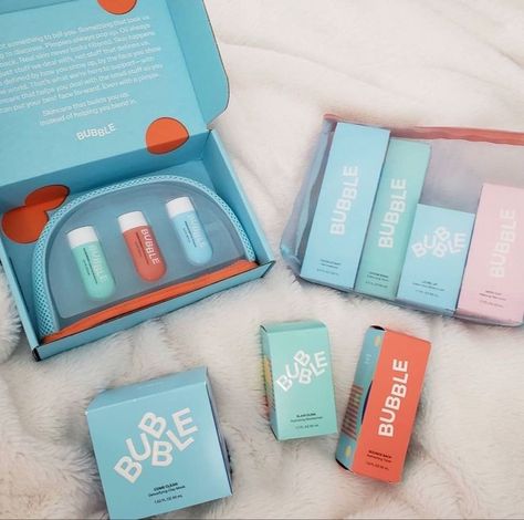 Bubble Skin Care, Bubble Skincare, Pr Kit, Sephora Skin Care, Skincare Inspiration, Night Skin Care Routine, Skin Care Packaging, Skin Care Collection, Glowing Skincare