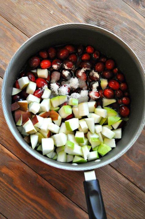 Cranberry Pear Relish - Rabbit and Wolves Pear Relish Recipe, Cranberry Apple Orange Relish Recipes, Pear Relish Canning, Cranberry Pear Chutney Recipe, Cranberry Pineapple Walnut Relish, Pear Relish, Cranberry Pear, Cranberry Relish, Tummy Yummy