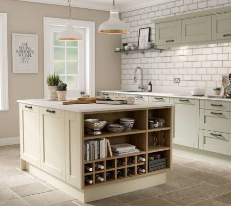 Sage Kitchen Ideas, Warm Toned Kitchen, Kitchen Shaker Cabinets, Kitchen Cupboard Design, Wren Kitchens, Kitchen Diner Ideas, Latest Kitchen Trends, Traditional Style Kitchen, Sage Kitchen