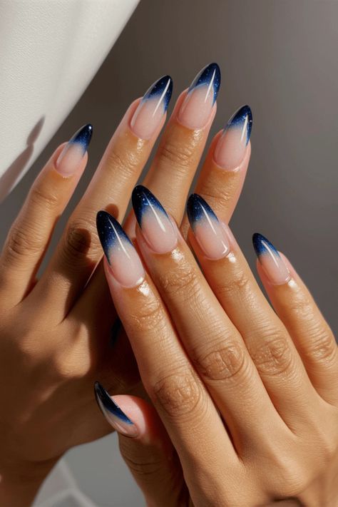 Hombre Blue Nails, Navy Blue Ombre Nails, Blue Nails Ombre, Navy Blue Nail Designs, Black To Blue Ombre, 50 Shades Of Blue, Blue Ombre Nails, Navy Nails, Dark Blue Nails