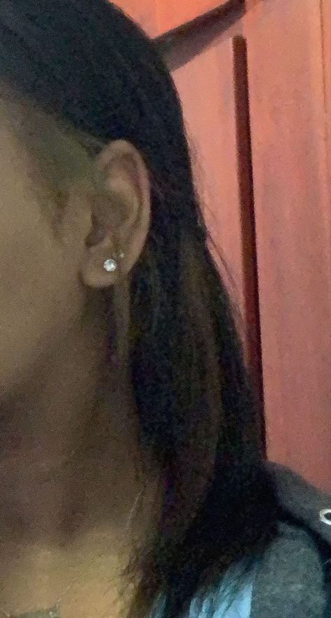 2nd Ear Piercing Black Women, Double Ear Piercing Black Woman, 2nd Ear Piercing, 2 Ear Piercings, Ears Piercing, Blonde Streak, Slay Hairstyles, Second Ear Piercing, Ear Peircings