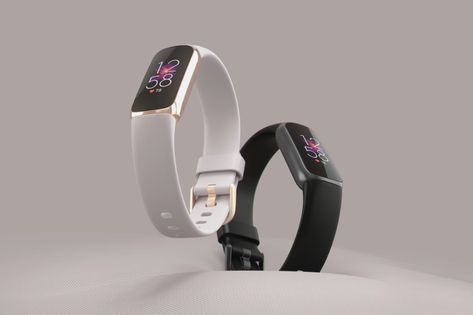 Fitbit Luxe, Fitbit App, Android App Design, Fit Bit, Best Fitness Tracker, Fitbit Bands, Fitness Trackers, Fitbit Charge, Track Workout