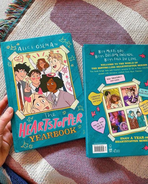 Heartstopper Yearbook, Darcy Olsson, How To Drow, Tara Jones, Yearbook Covers, Alice Oseman, Character Profile, Birthday Board, Boy Meets