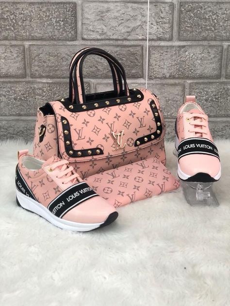 Tas Lv, Sac Louis Vuitton, Louis Vuitton Sneakers, Shoes Outfit Fashion, Louis Vuitton Handbag, Lv Bags, Colorful Shoes, Victoria Justice, Louis Vuitton Shoes