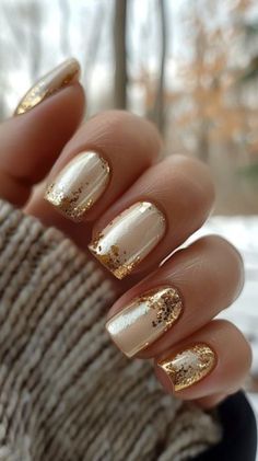 Gold Gel Nails, Gold Glitter Nails, Gold Nail, Smink Inspiration, Bride Nails, Nail Designs Glitter, Elegant Nails, Bridal Nails, Fancy Nails