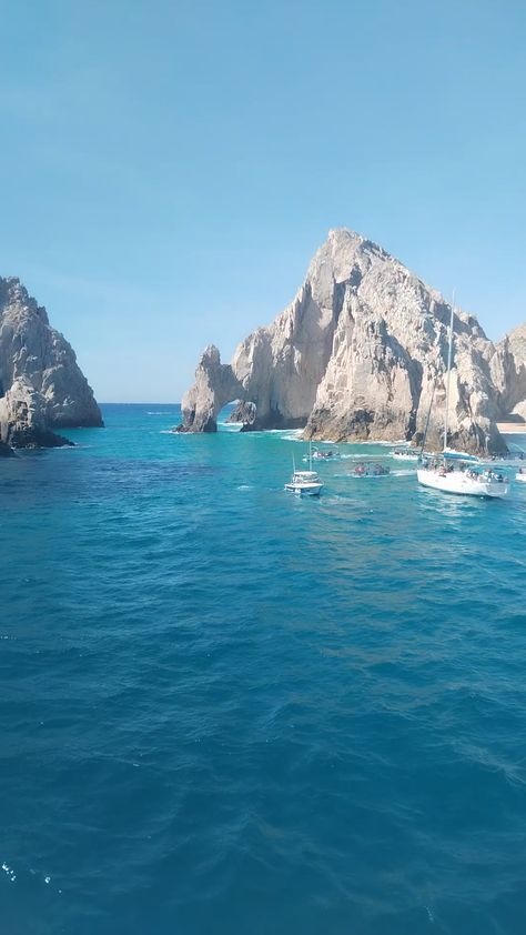 ARCO de Cabo San Lucas BCS. ❤️❤️🐟🦭🦦🐬 Te encantará conocer este paraíso. 🏜️🏖️🏖️ | By Alexis Martínez by I Love Los Cabos San Lucas, Cabo San Lucas, 1k Views, Mount Rainier, I Love, Natural Landmarks, Travel, Nature