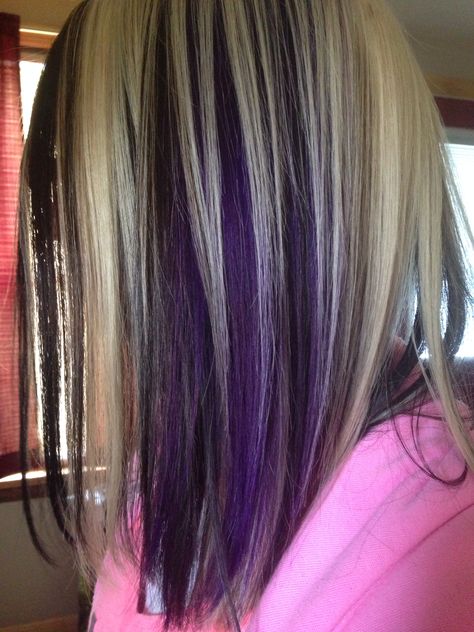 Purple black & white Purple Blonde And Black Hair, Black Hair Highlights, Blonde And Black Hair, White Black Hair, Purple Black Hair, Purple Blonde, Black Hair With Highlights, Hair Coloring, Short Hairstyles