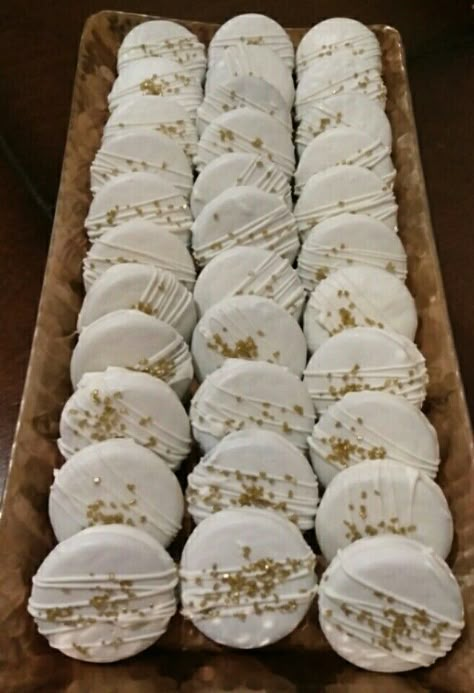 White And Gold Sweets Table, Chocolate Covered Oreos Wedding Dessert Tables, White Christmas Dessert Table, Dipped Oreos Wedding, Wedding Oreo Cookies, White And Gold Treats Dessert Tables, Bridal Shower Oreos, Baptism Dessert Table Ideas, White Wedding Desserts