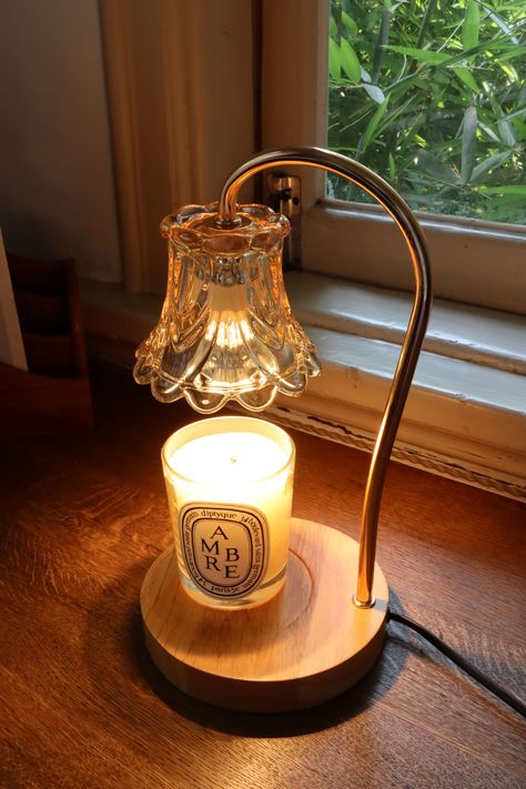 As the days grow shorter and the nights get chillier, it's time to bring some cozy warmth into your home. Our candle warmer lamp is the perfect solution! This clever device gently heats your favorite scented candles to fill any room with fragrance and ambiance. #CandleLovers #HomeFragrance #RelaxationStation #MoodLighting #HomeSpa #ScentedCandles #InteriorStyling #CozyVibes #SelfCareEssentials #Aromatherapy #HomeWellness #CandleWarmerLamp #FragranceOfHome #makytwowus #lighting #lightup Candle Lamp Warmer, Candle Ambiance, Candle Heater, Candle Lamps, Candle Warmer Lamp, Bathroom Candles, Black Candle, Beautiful Candle, Gift Inspo