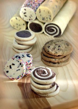 Cookie dough can be at the ready in the refrigerator to turn out just a few cookies for any occasion. Freezer Cookies Recipes, Freezer Cookies, Refrigerator Cookies, Refrigerated Cookie Dough, Icebox Cookies, Frozen Cookies, Yummy Sweets, No Bake Cookies, Dessert Bars