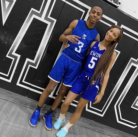 #couplegoals #couples #goals #love #basketball Basketball Couples, Basketball Girlfriend, Dream Relationship, Love Basketball, Love And Basketball, Future Lifestyle, Friend Goals, Couples Goals, Girls Play