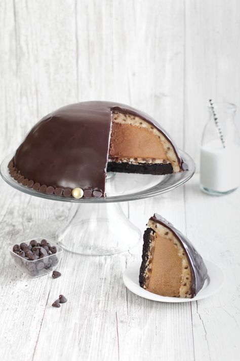 Chocolate Mousse Cookie Dough Bombe Ice Cream Bombe Recipe, Bombe Recipe, Mousse Cake, Chocolate Mousse, Frozen Treats, Decadent Desserts, Cobbler, Chocolate Recipes, Just Desserts