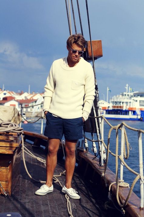 Old Money Aesthetic Boys, Money Clothes, Preppy Boys, Preppy Mens Fashion, Preppy Men, Aesthetic Outfits Men, Mens Summer Outfits, Guys Clothing Styles, Aesthetic Boys