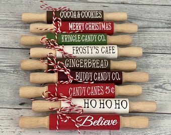 Christmas Crafts To Sell Handmade Gifts, Christmas Crafts To Sell Bazaars, Christmas Rolling Pins, Farmhouse Rolling Pins, Rolling Pin Crafts, Mini Rolling Pins, Christmas Tiered Tray Decor, Tray Decor Christmas, Christmas Tiered Tray