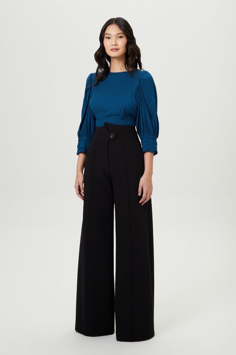 Business Casual Outfits For Work, Teacher Outfits, Business Casual Outfits, Business Outfits, Wide Leg Jeans, Bell Bottoms, Business Casual, Work Outfit, Girl Fashion